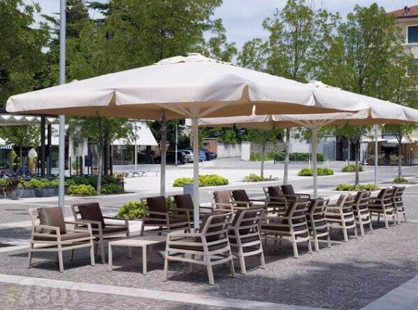 Зонт с центральной опорой 3 х 3