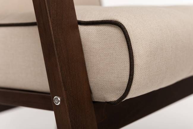 Кресло Leset Модена Орех текстура Malmo 05 (бежевый), кант Malmo 28 (коричневый)