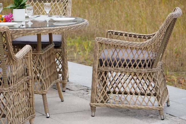 "Эспрессо" плетеный круглый стол, диаметр 118 см, цвет соломенный "Эспрессо" плетеный круглый стол, диаметр 118 см, цвет соломенный